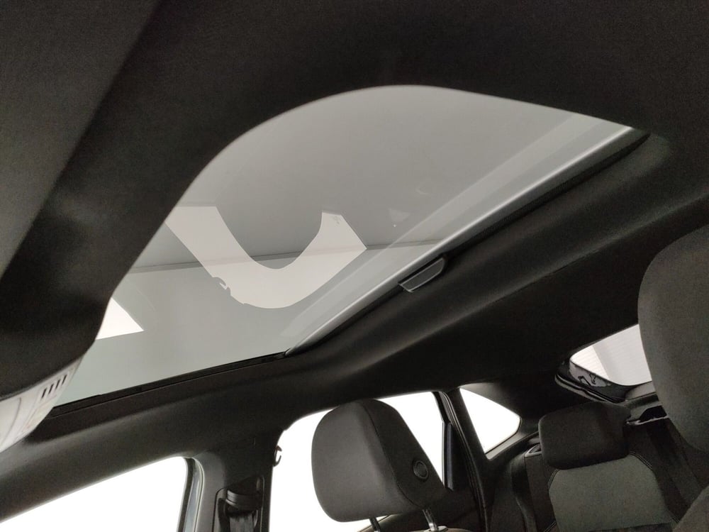 Volkswagen Taigo usata a Napoli (19)