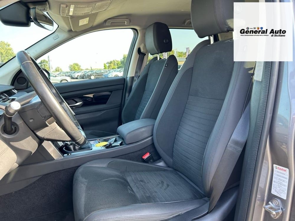 Land Rover Discovery Sport usata a Lucca (9)