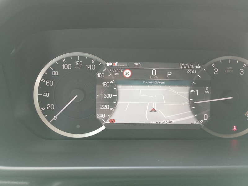 Land Rover Defender usata a Arezzo (10)