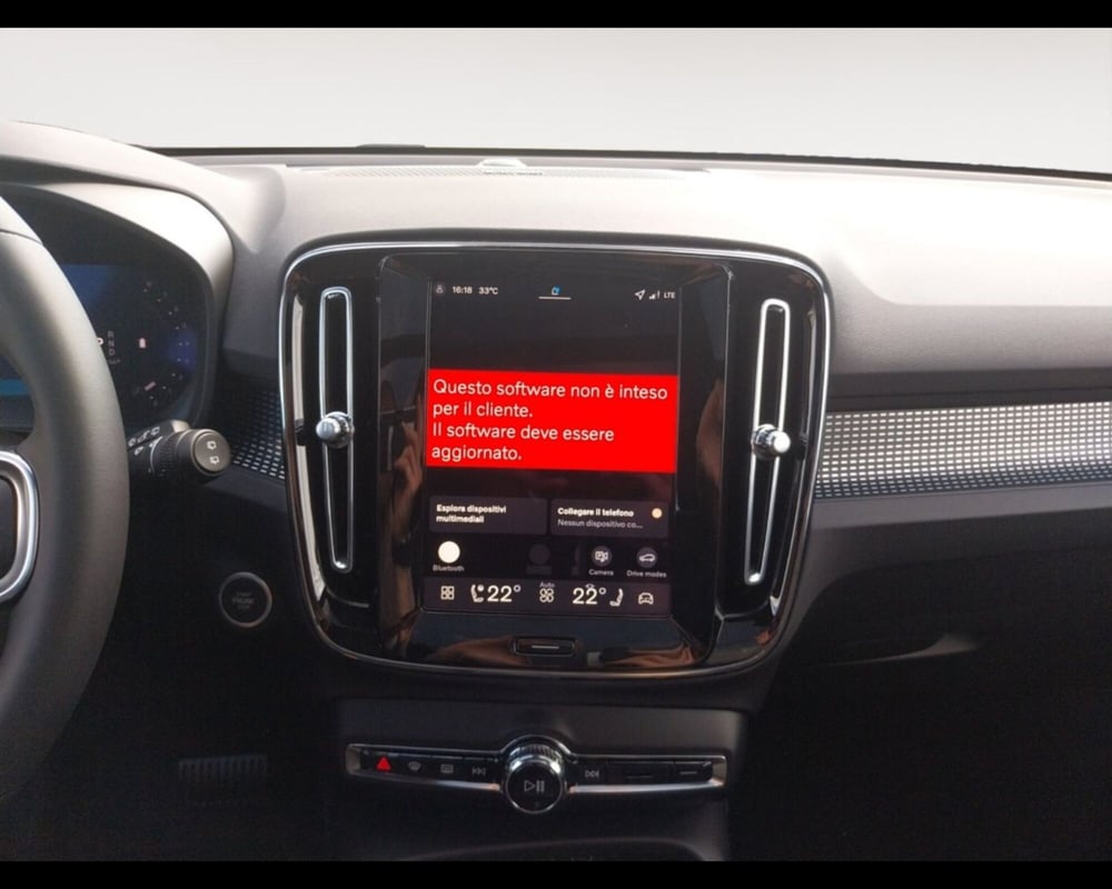 Volvo XC40 nuova a Bologna (12)
