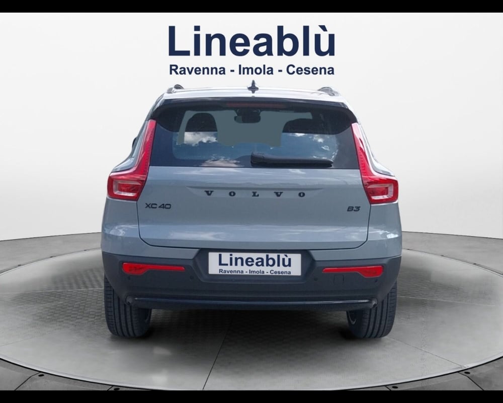 Volvo XC40 nuova a Bologna (4)