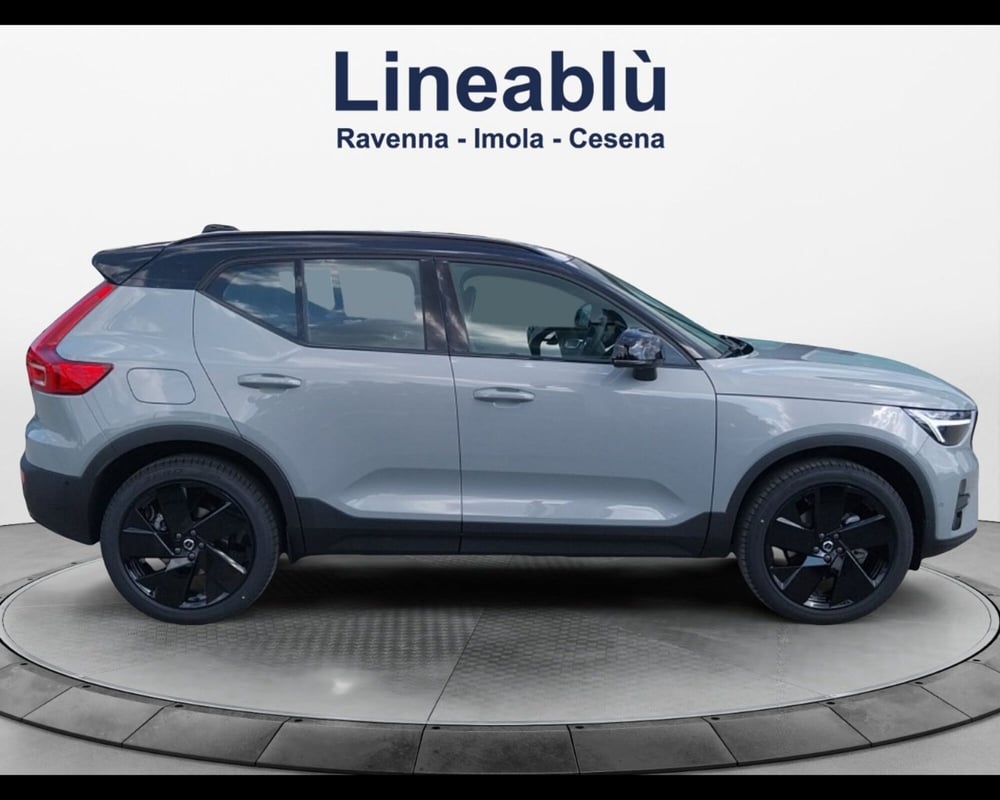 Volvo XC40 nuova a Bologna (6)