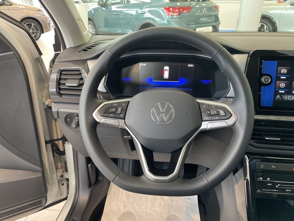 Volkswagen T-Cross nuova a Varese (11)