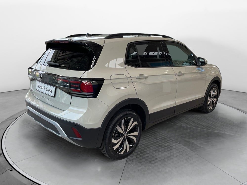 Volkswagen T-Cross nuova a Varese (4)