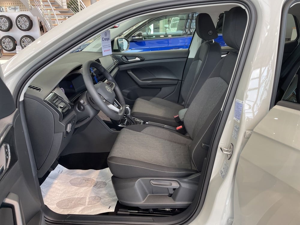 Volkswagen T-Cross nuova a Varese (8)