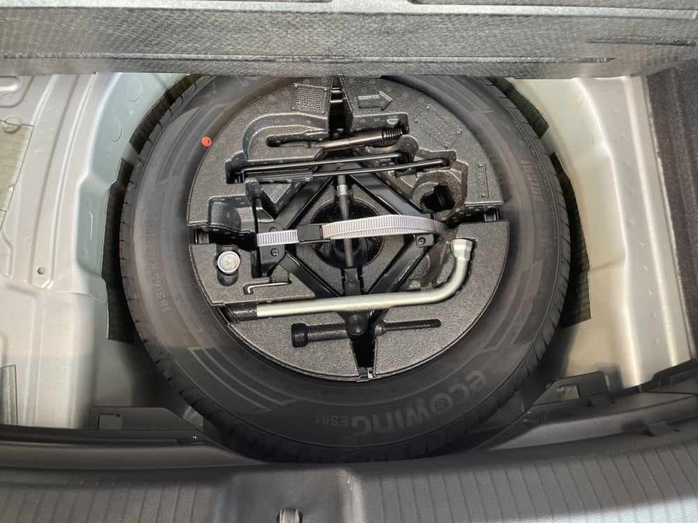 Volkswagen Polo nuova a Varese (9)