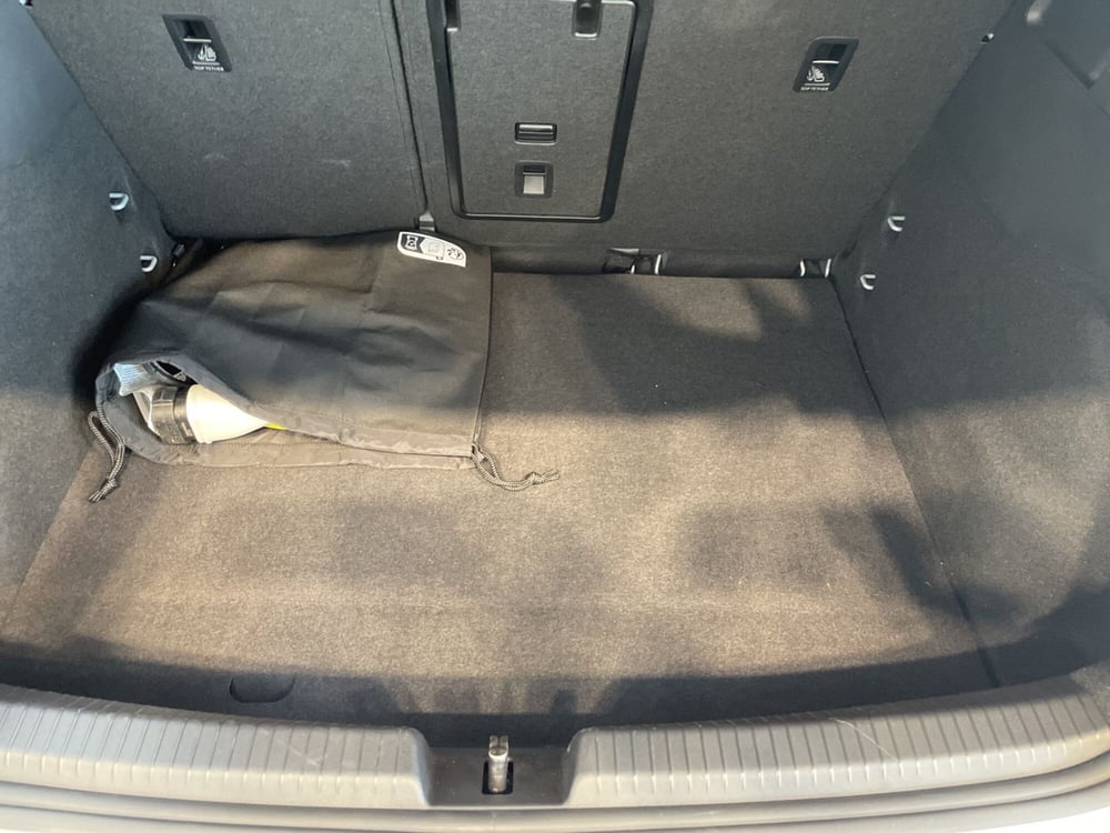Volkswagen ID.3 usata a Varese (19)