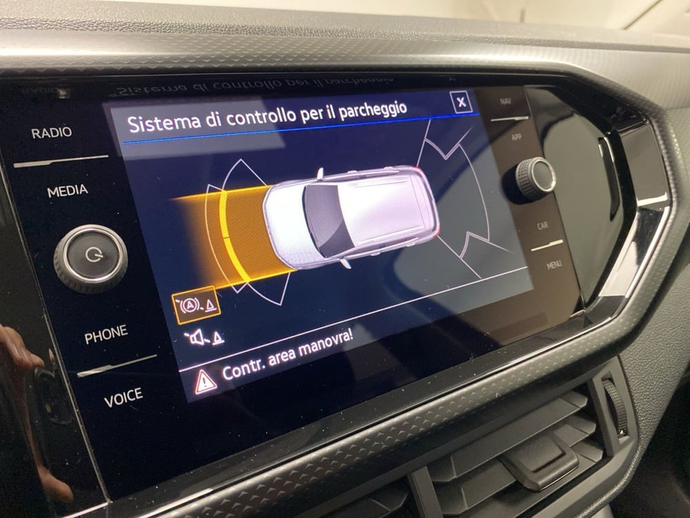 Volkswagen T-Cross usata a Varese (10)