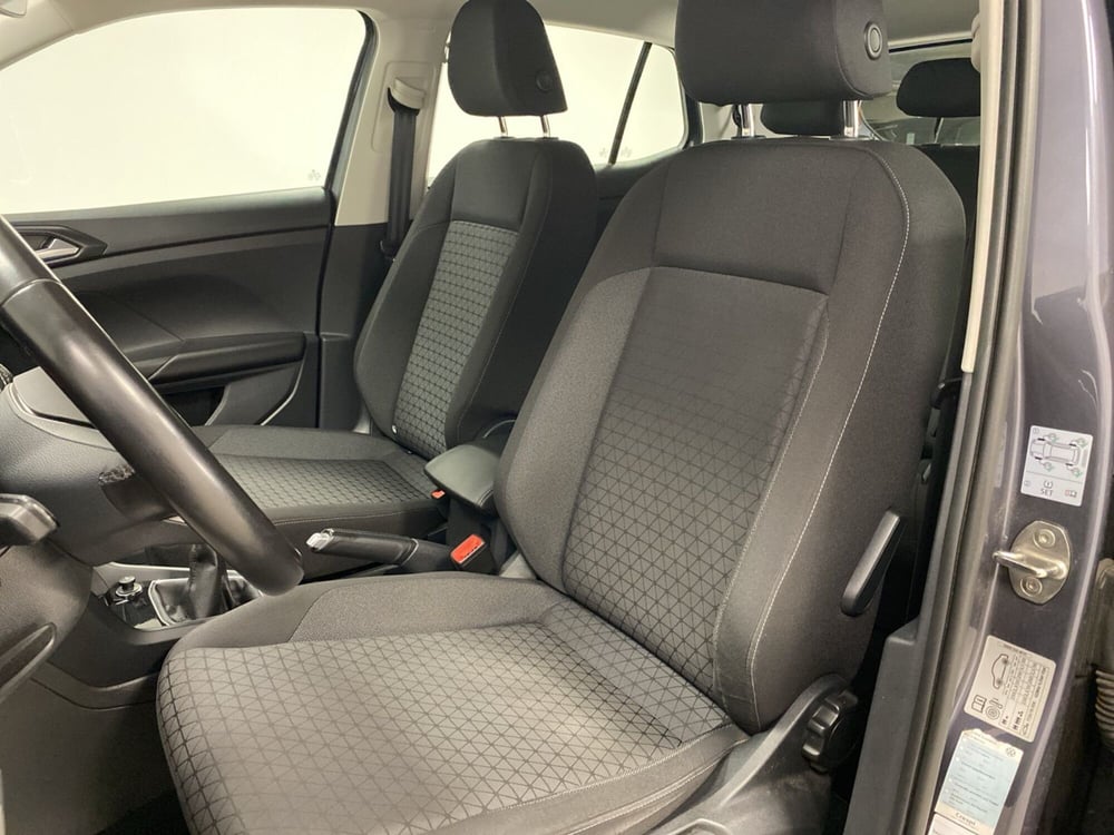Volkswagen T-Cross usata a Varese (11)