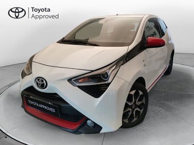 Toyota Aygo 1.0 VVT-i 72 CV 5 porte x-play del 2018 usata a Curno