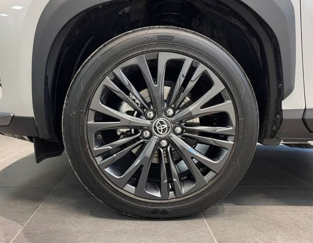 Toyota Yaris Cross usata a Bergamo (11)