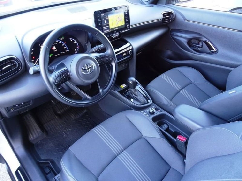 Toyota Yaris Cross usata a Bergamo (14)