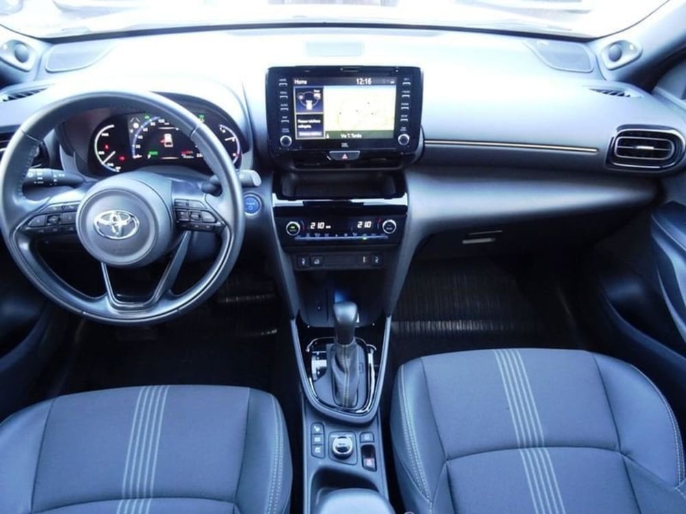 Toyota Yaris Cross usata a Bergamo (9)