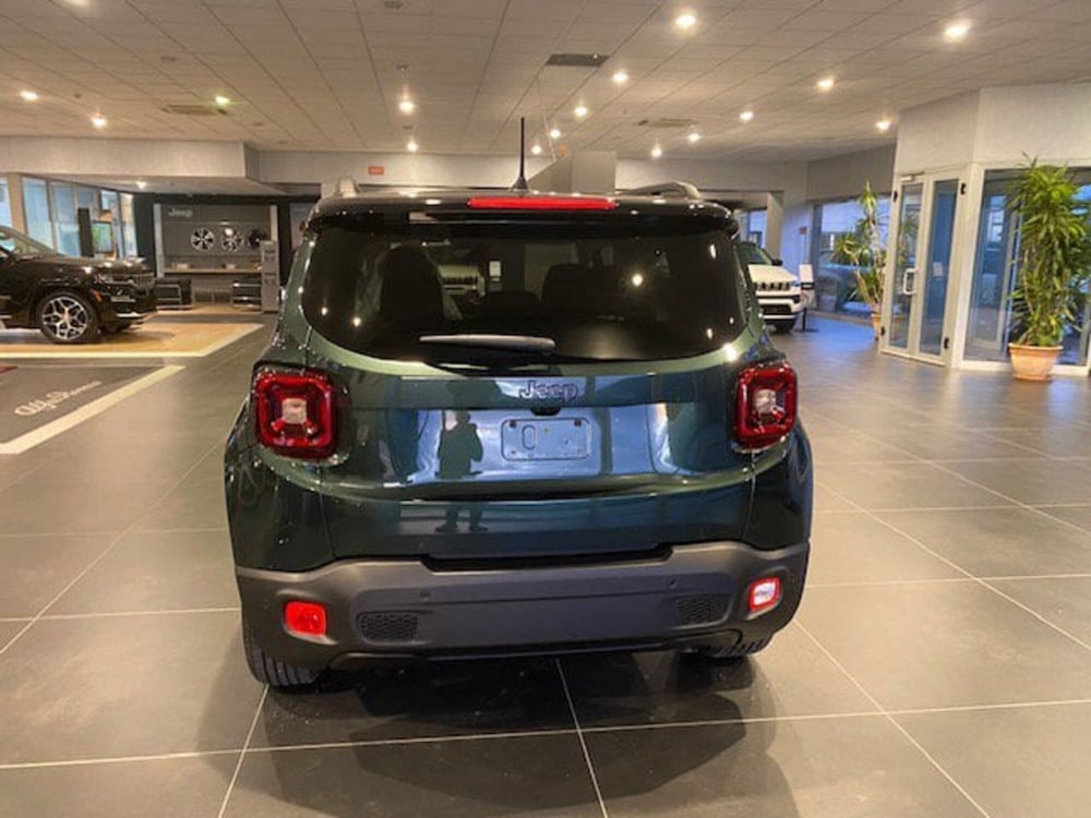 Jeep Renegade nuova a Benevento (12)
