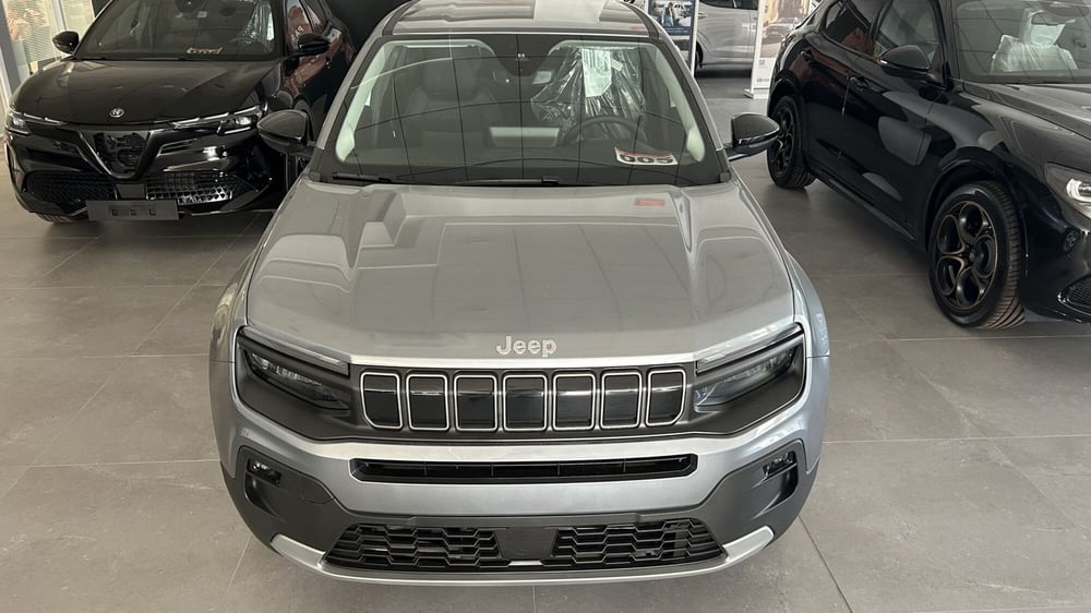 Jeep Avenger nuova a Benevento (10)