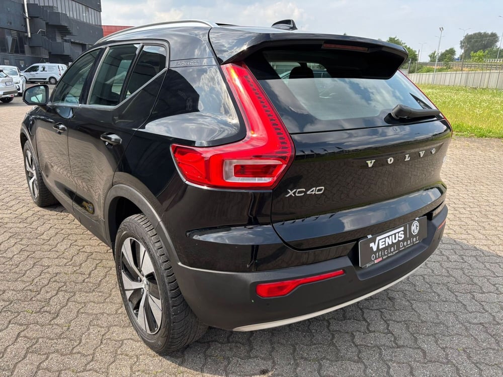 Volvo XC40 usata a Monza e Brianza (4)