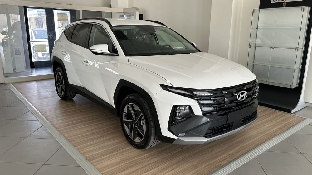 Hyundai Tucson nuova a Benevento (2)