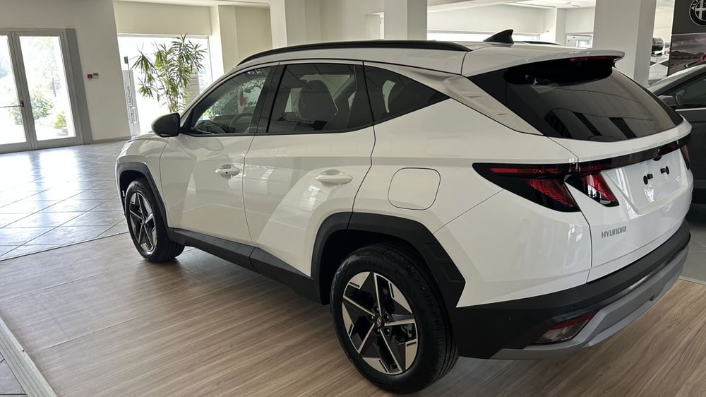 Hyundai Tucson nuova a Benevento (6)