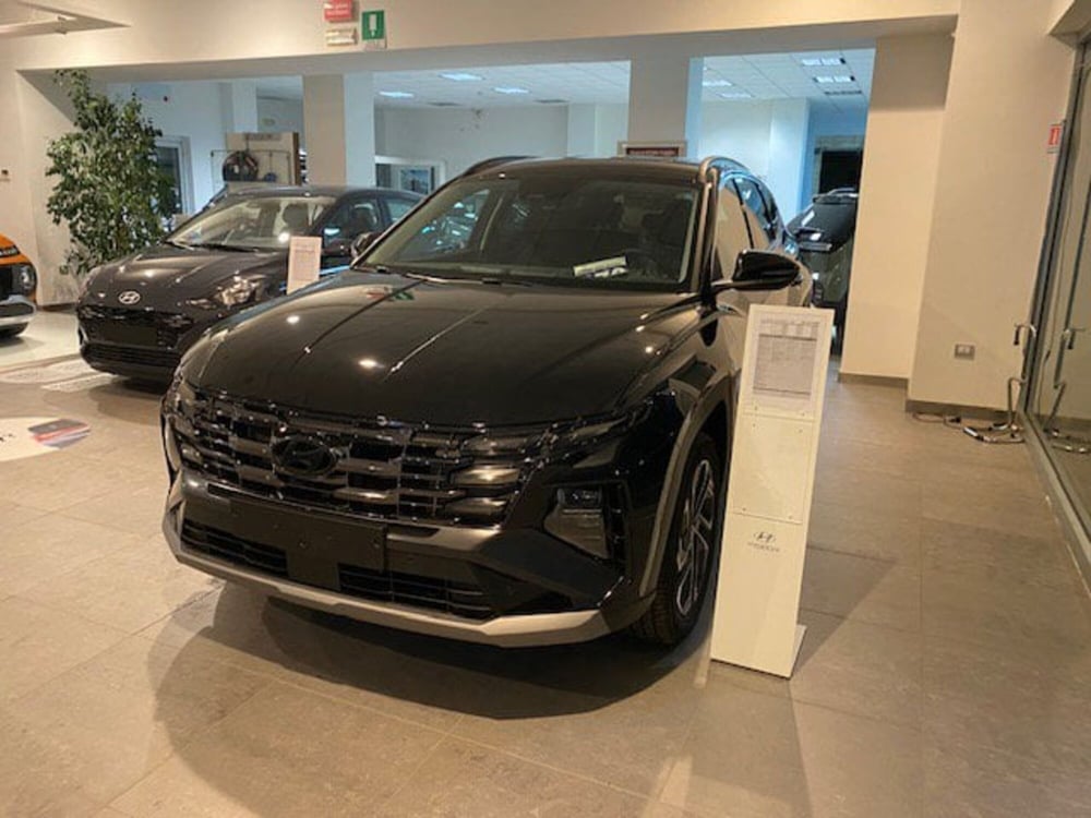 Hyundai Tucson nuova a Benevento (12)