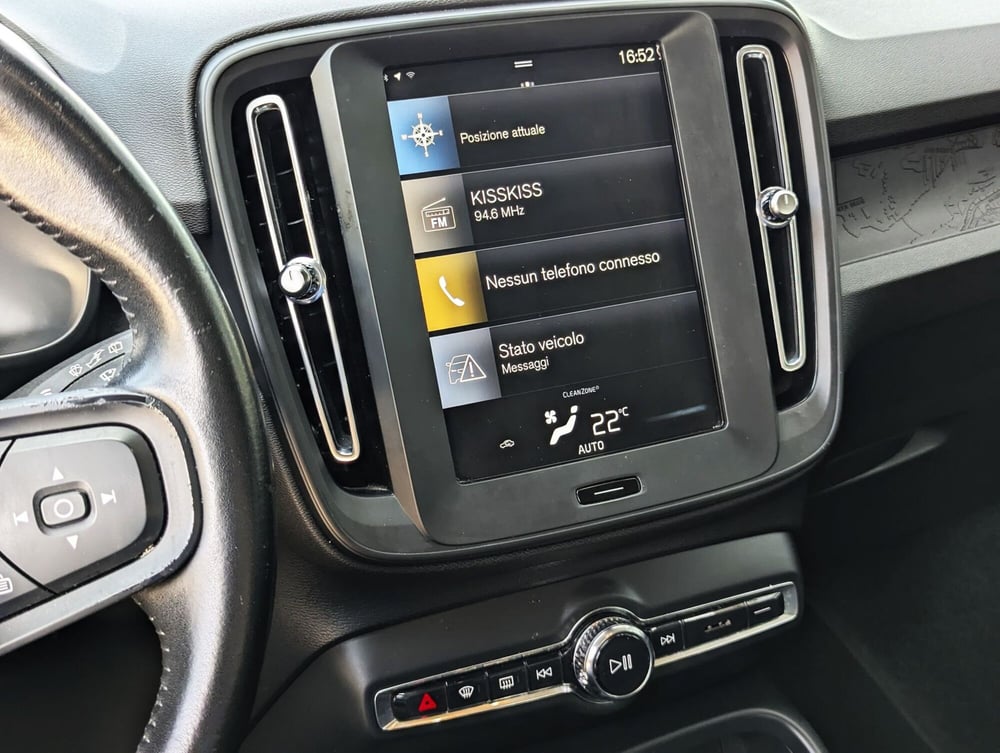 Volvo XC40 usata a Pescara (12)