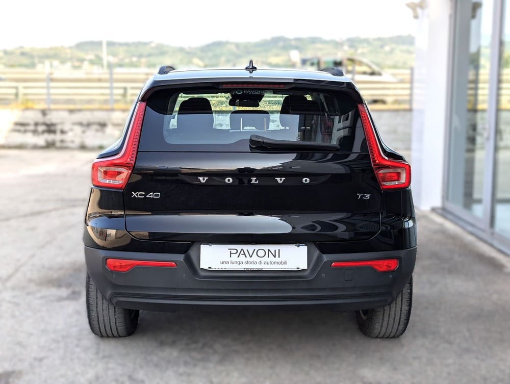 Volvo XC40 usata a Pescara (4)