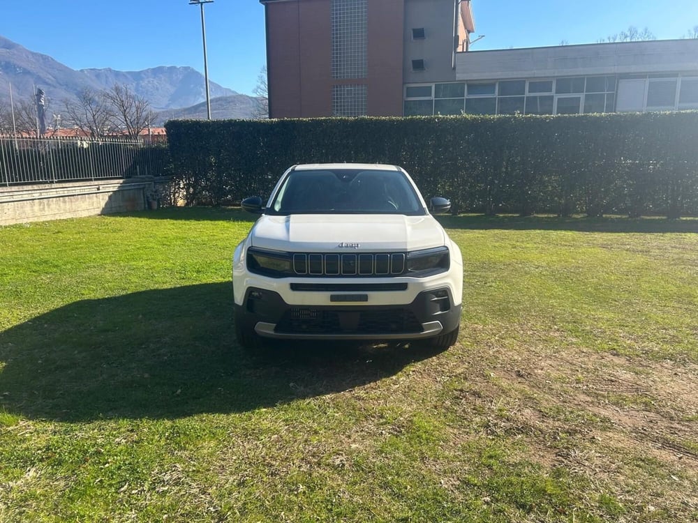 Jeep Avenger nuova a Salerno (9)