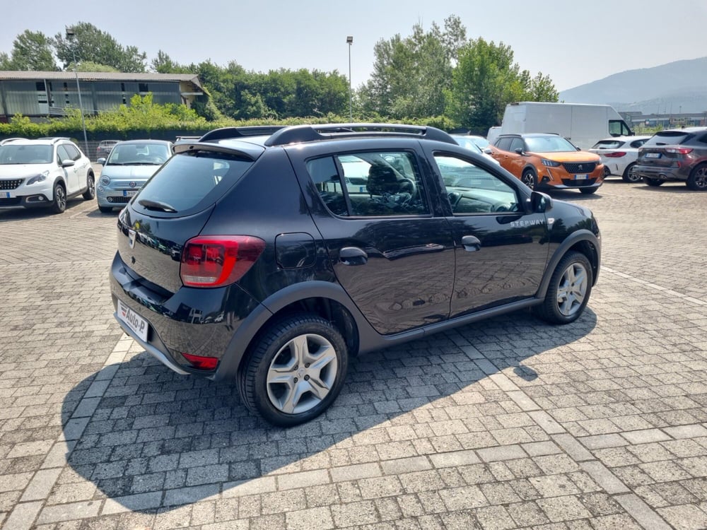 Dacia Sandero usata a Lucca (3)
