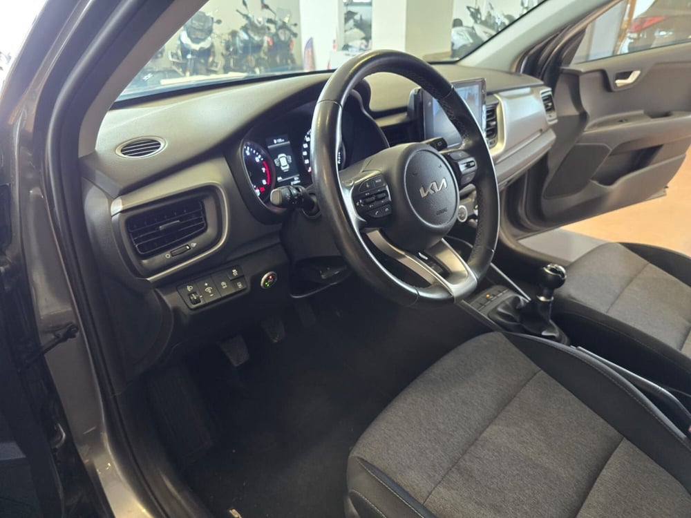 Kia Stonic usata a Rimini (16)