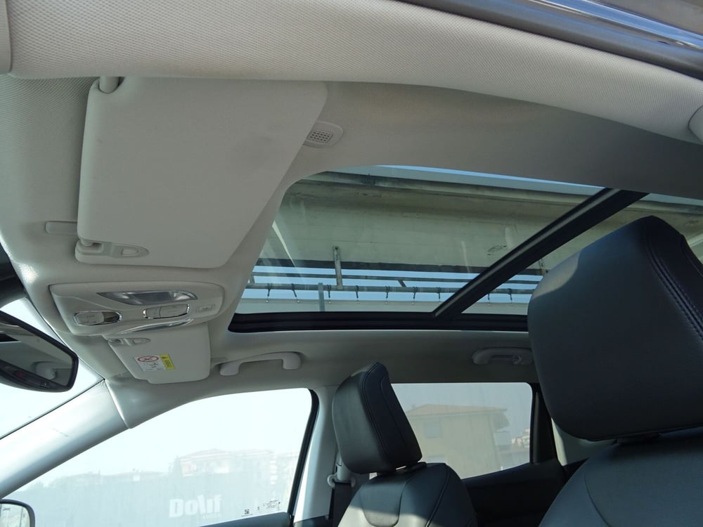 Jeep Compass nuova a Lucca (11)