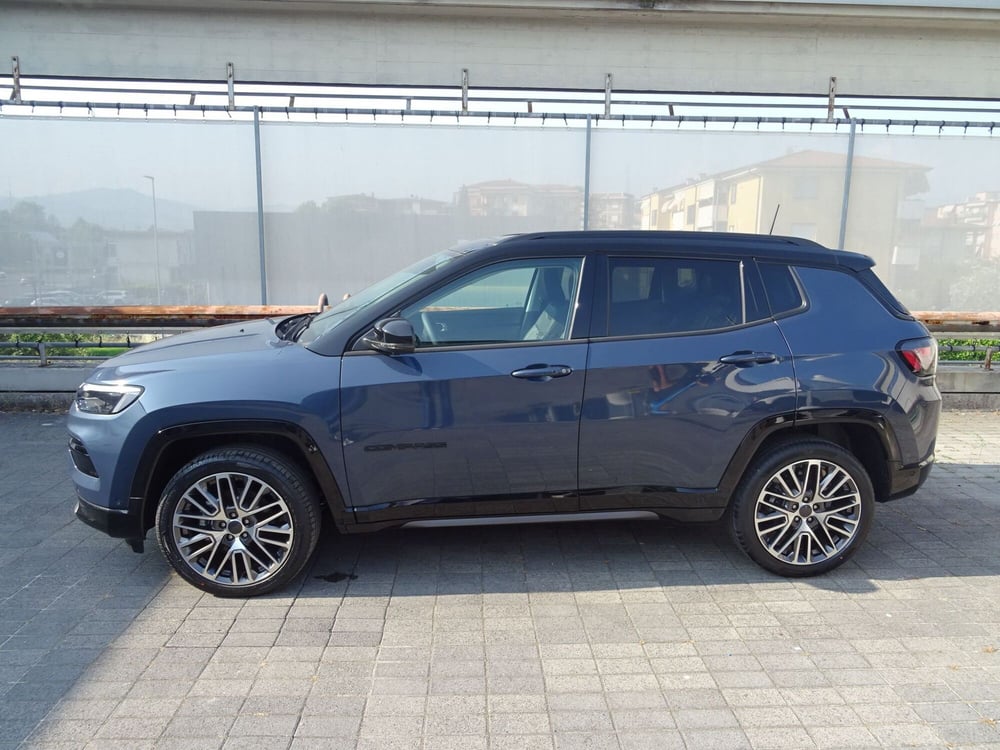 Jeep Compass nuova a Lucca (2)