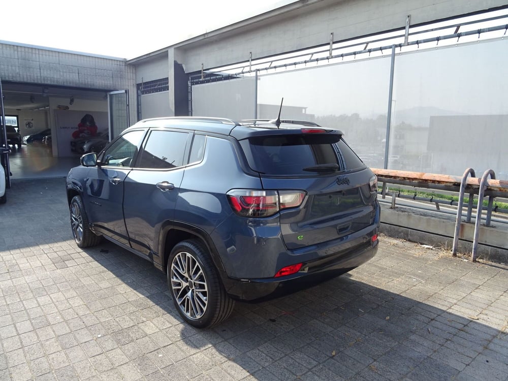 Jeep Compass nuova a Lucca (3)
