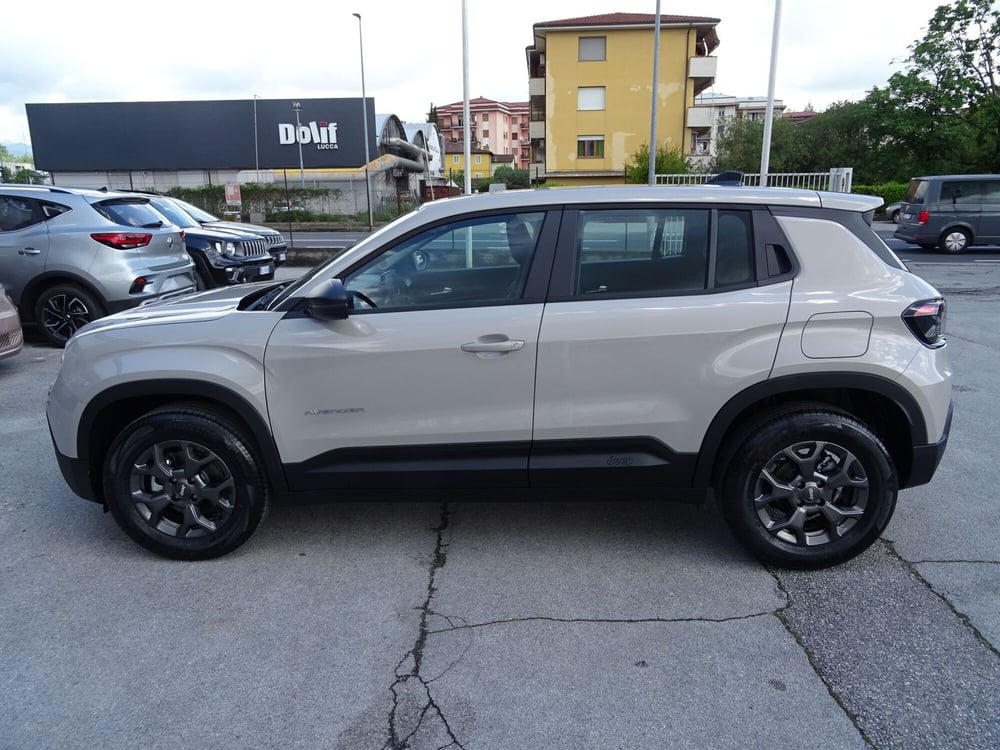 Jeep Avenger nuova a Lucca (2)