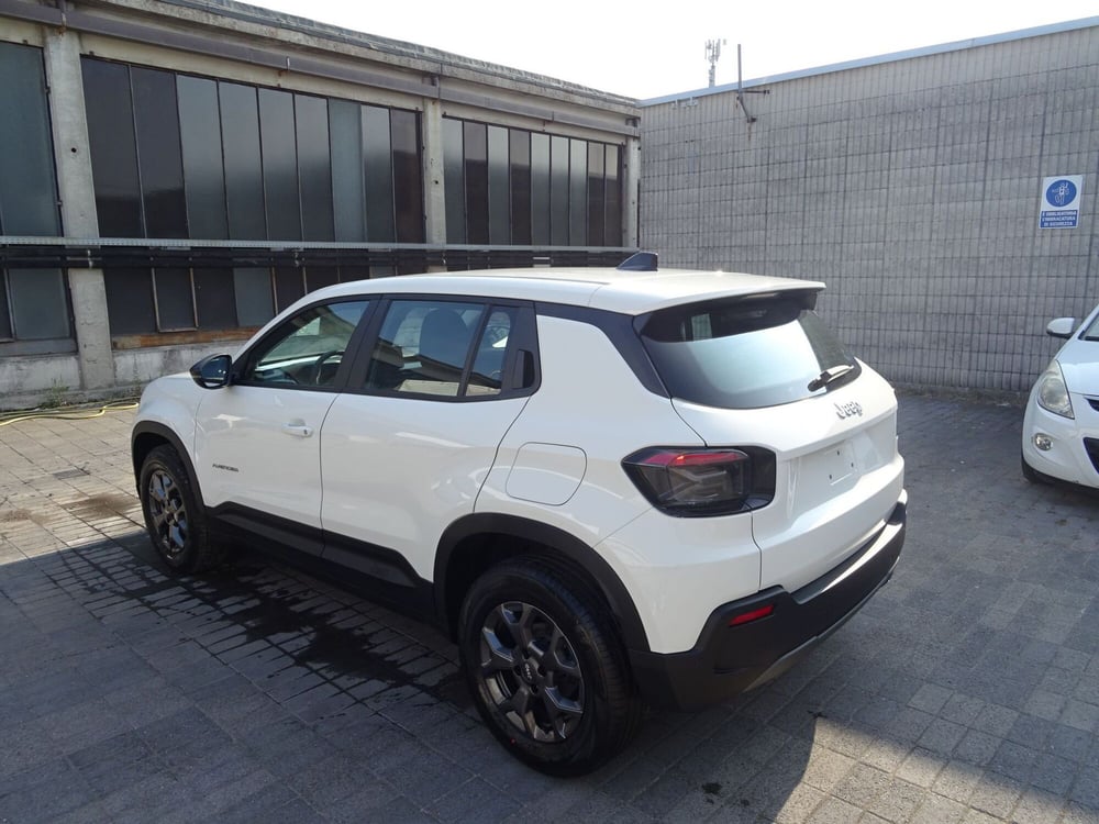 Jeep Avenger nuova a Lucca (3)
