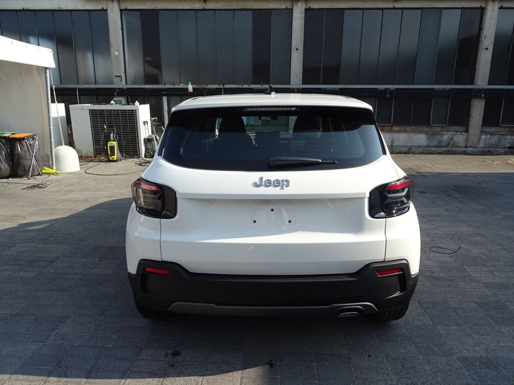 Jeep Avenger nuova a Lucca (4)