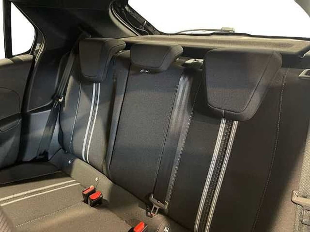 Opel Corsa nuova a Salerno (14)