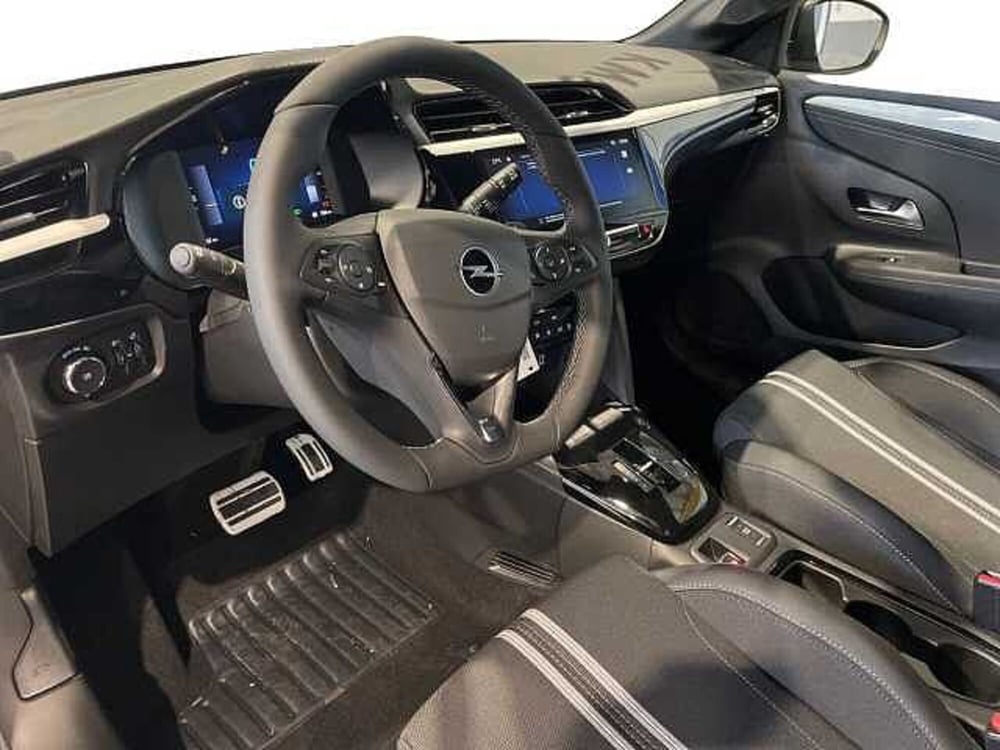 Opel Corsa nuova a Salerno (9)
