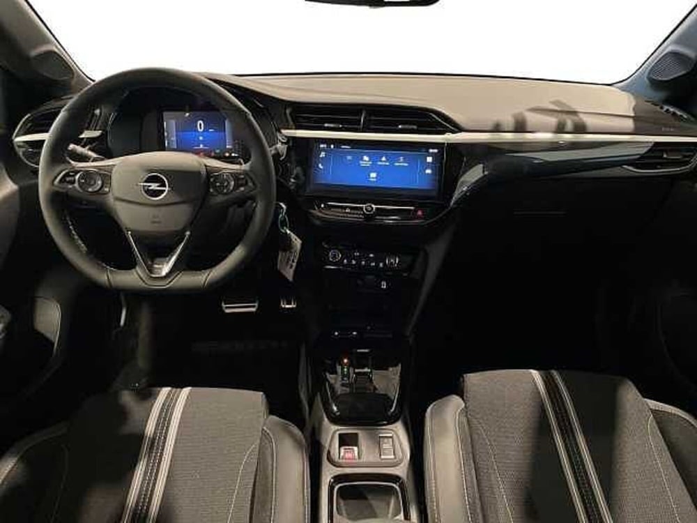 Opel Corsa nuova a Salerno (11)