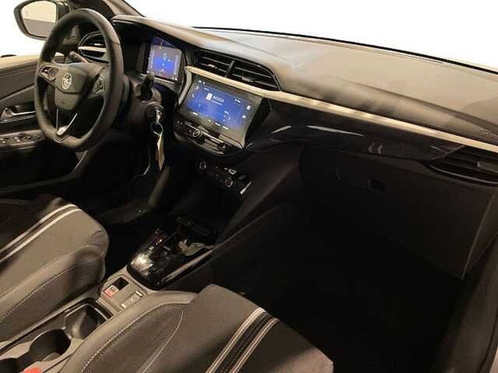 Opel Corsa nuova a Salerno (15)