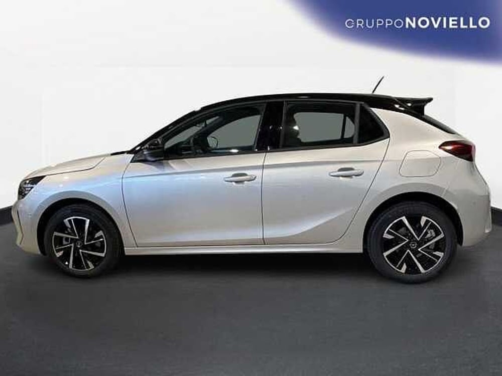 Opel Corsa nuova a Salerno (4)