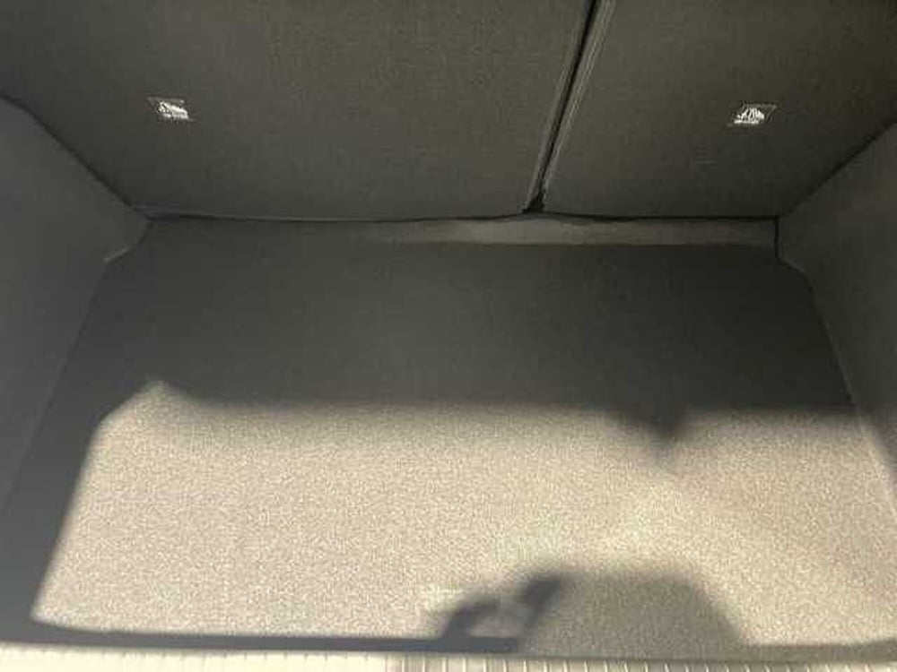 Opel Corsa nuova a Salerno (7)
