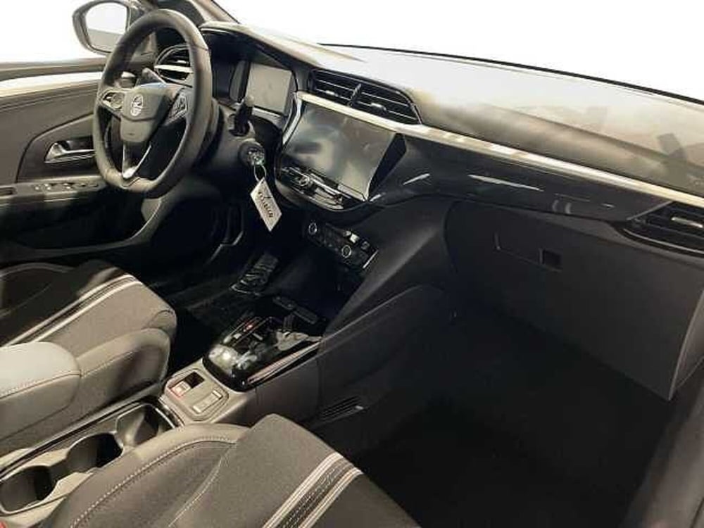 Opel Corsa nuova a Salerno (15)