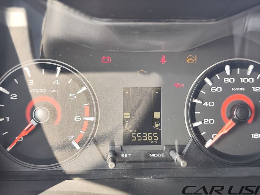 Mahindra KUV100 usata a Foggia (14)