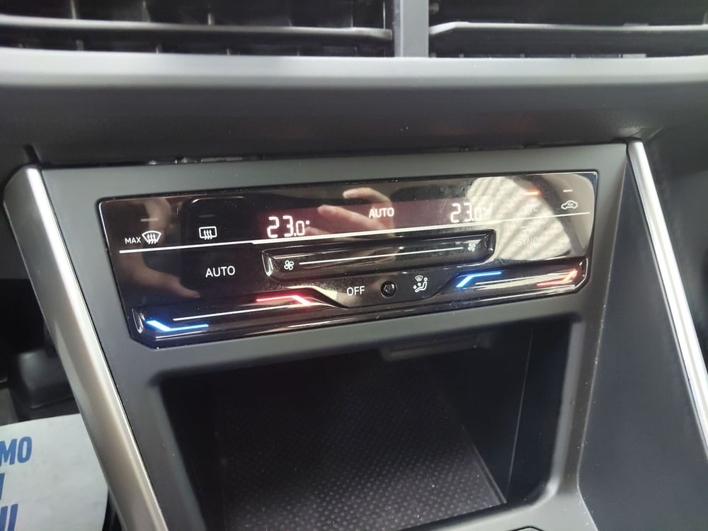 Volkswagen Taigo usata a Modena (13)