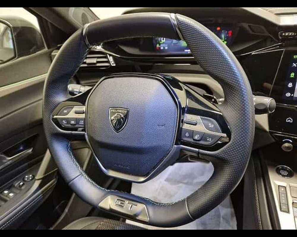 Peugeot 308 SW usata a Milano (9)
