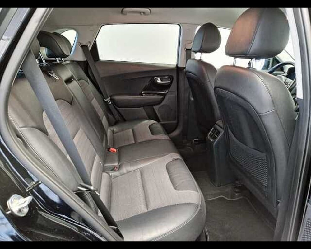 Kia Niro usata a Milano (11)