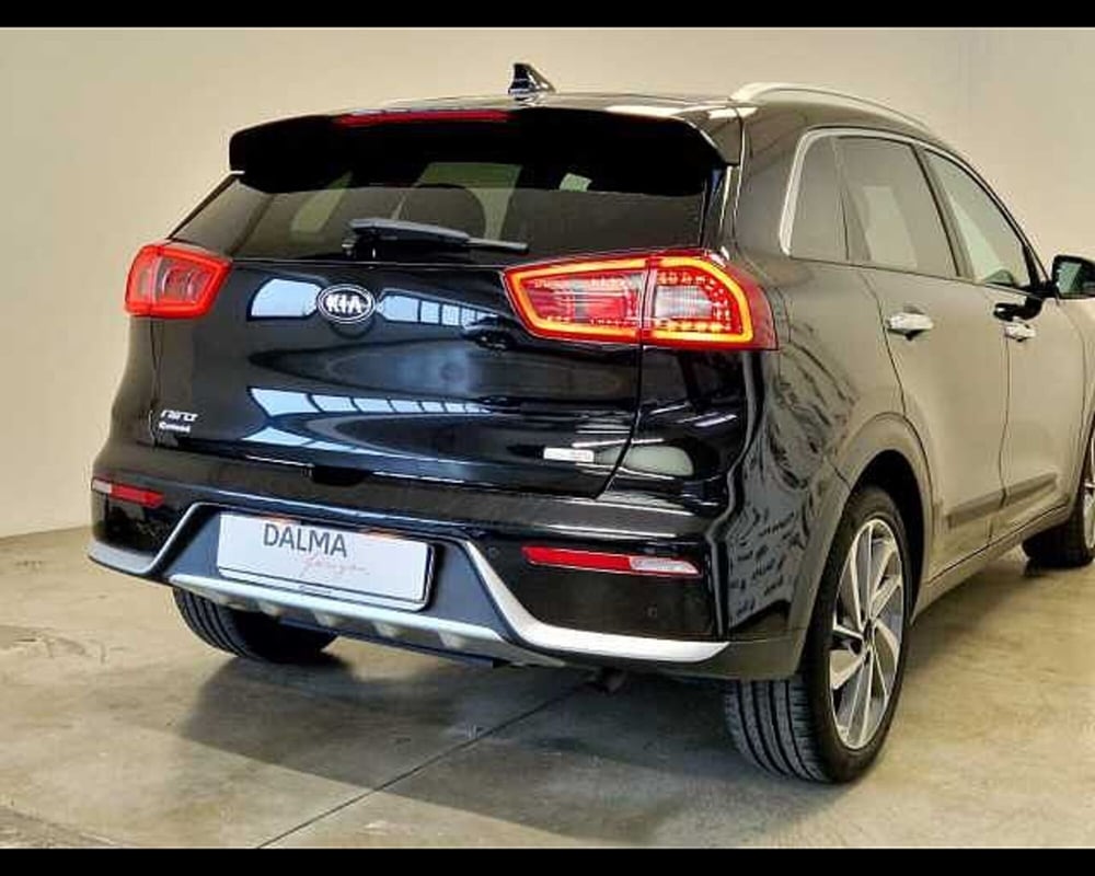 Kia Niro usata a Milano (14)