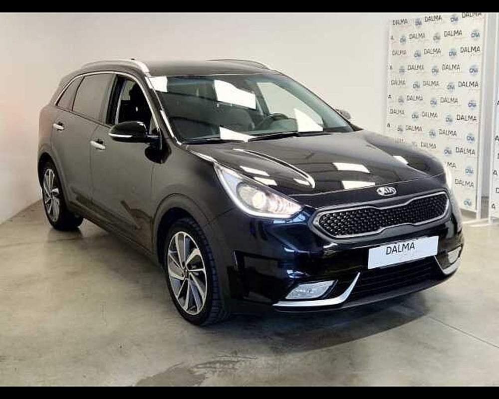 Kia Niro usata a Milano (17)
