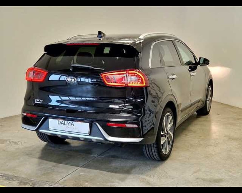Kia Niro usata a Milano (4)
