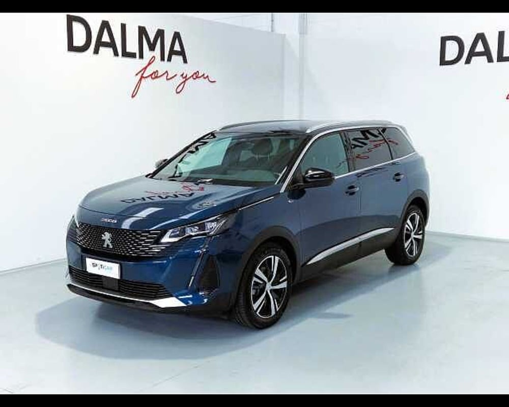 Peugeot 5008 usata a Milano