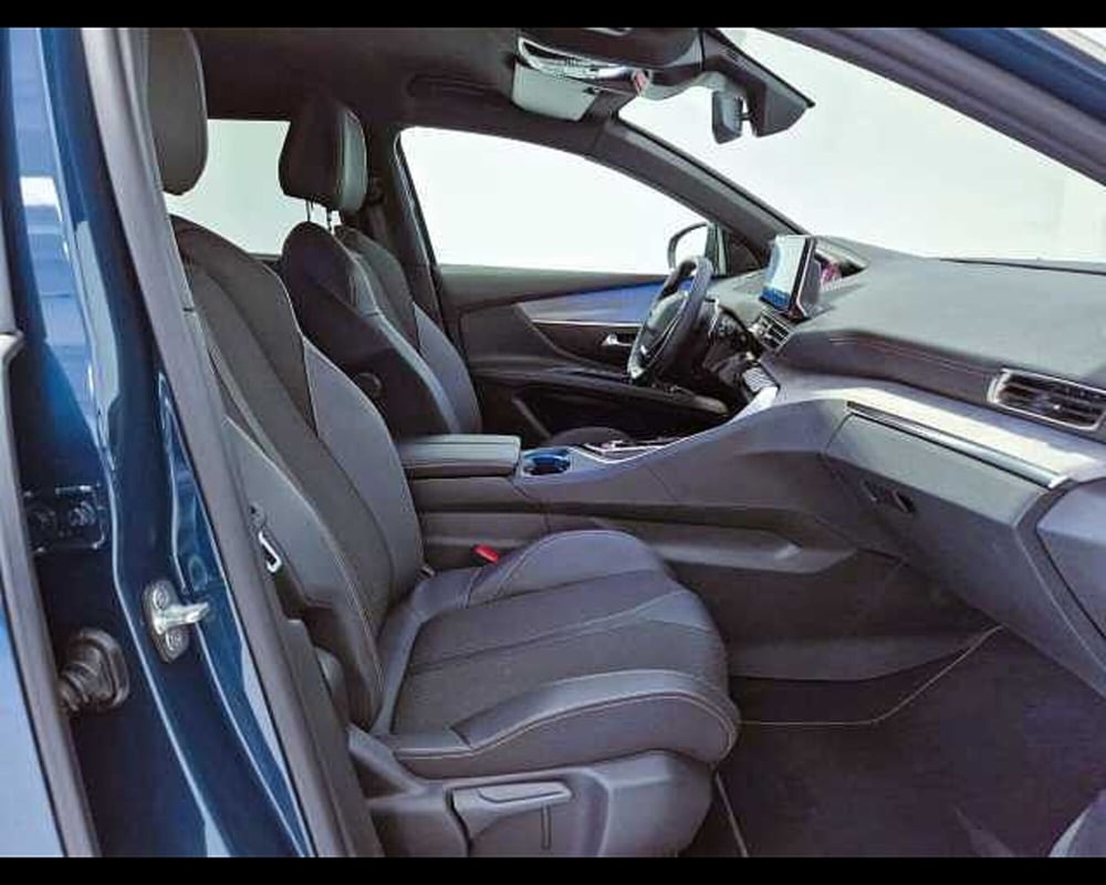 Peugeot 5008 usata a Milano (10)
